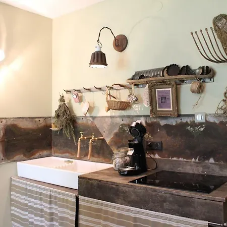 Bed & Breakfast Dans Le Jardin De Marie